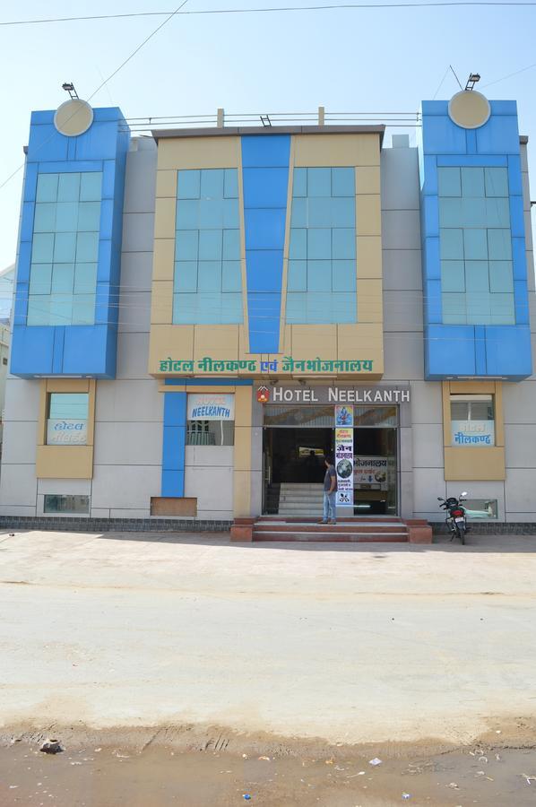Hotel Neelkanth Rāmdevra Exterior foto